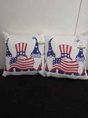 Outdoor Patriotic Gnome Accent Pillows (2) - White/Red/Blue